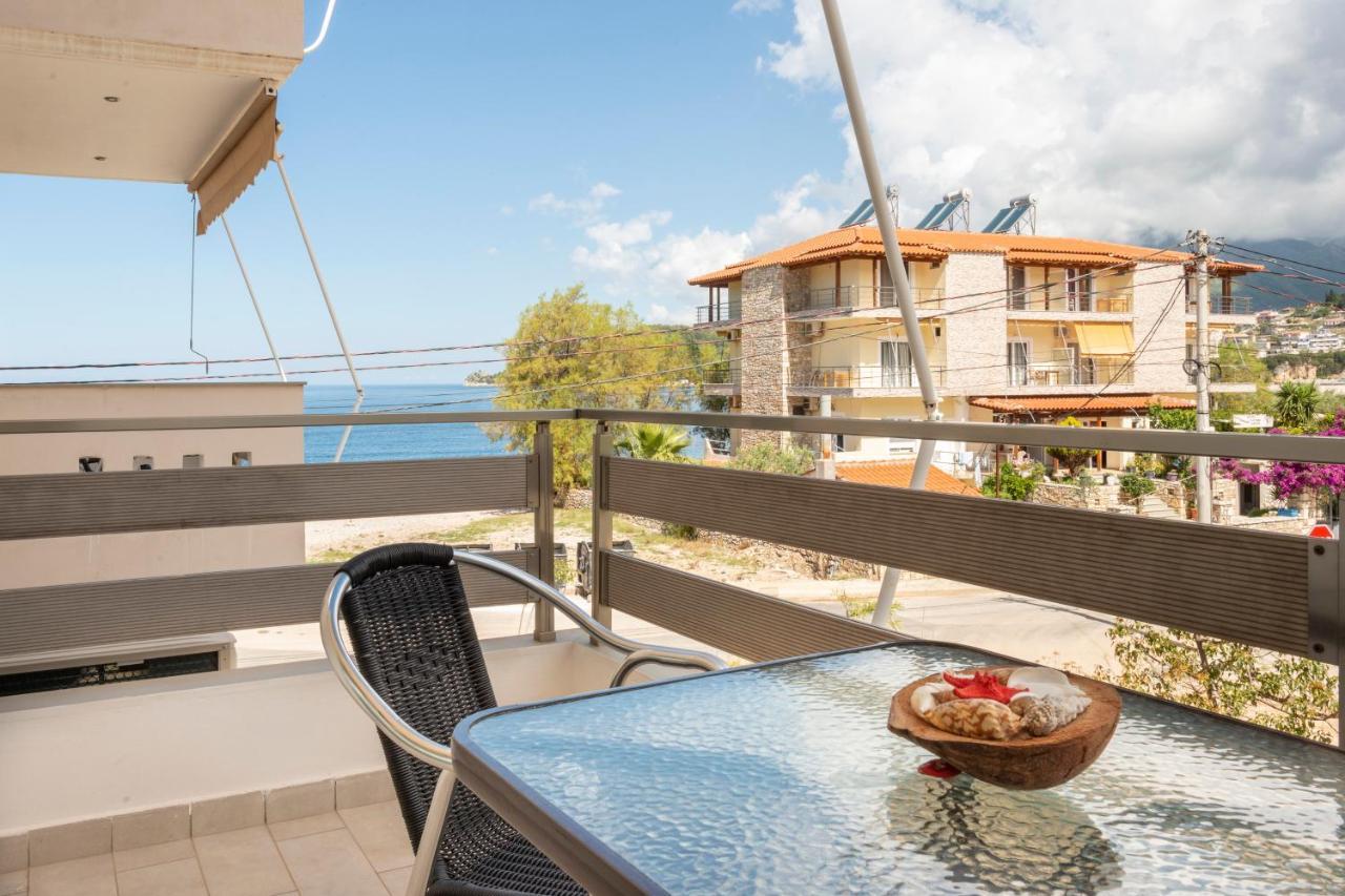 Sea Apartments Himare Luaran gambar