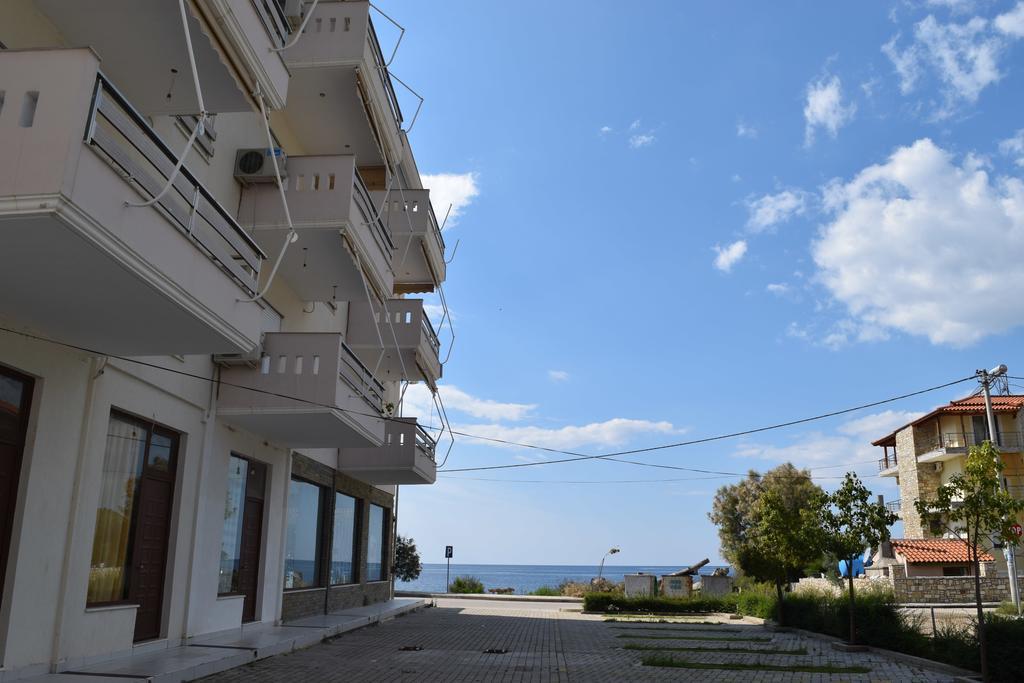 Sea Apartments Himare Luaran gambar