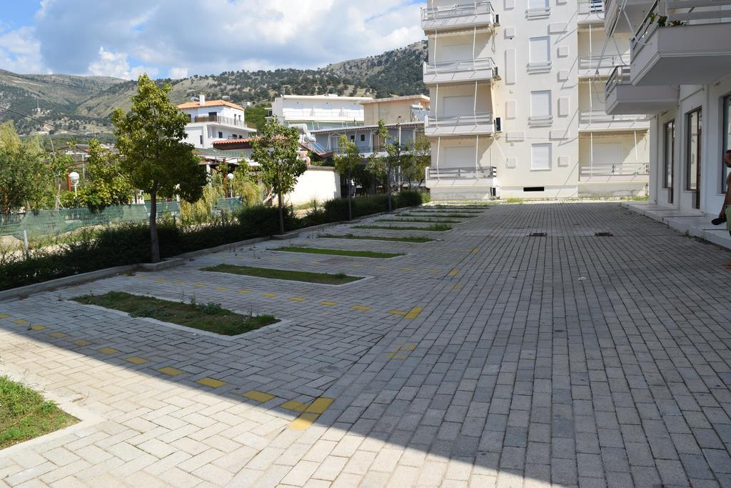 Sea Apartments Himare Luaran gambar